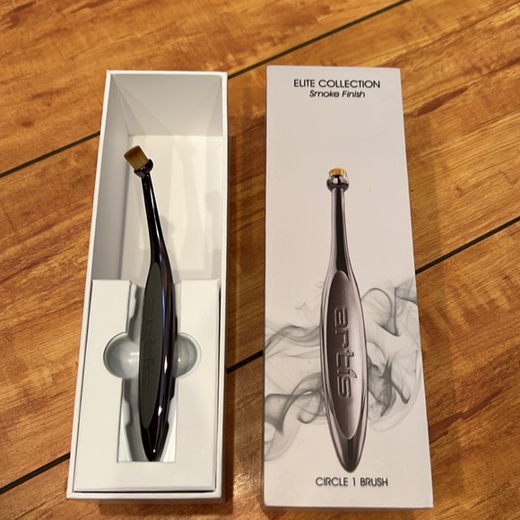 Artis Circle 1 Brush - Picture 4 of 7